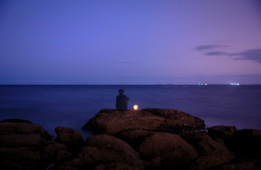 Cesedin Henüz Soğumamışken (Şiir&nbsp;Çevirisi)